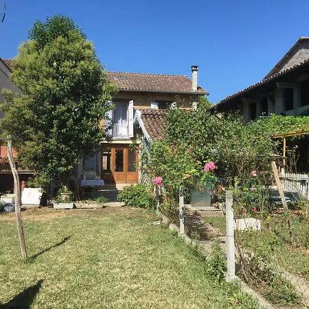 Chez Christian Bed & Breakfast LʼIsle-en-Dodon