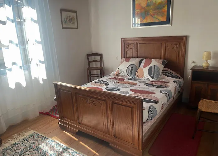 Alojamento de Acomodação e Pequeno-almoço Chez Christian